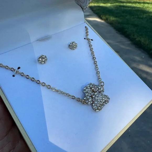 Doggie Pawn Necklace Earrings Set - Picture 2 of 2